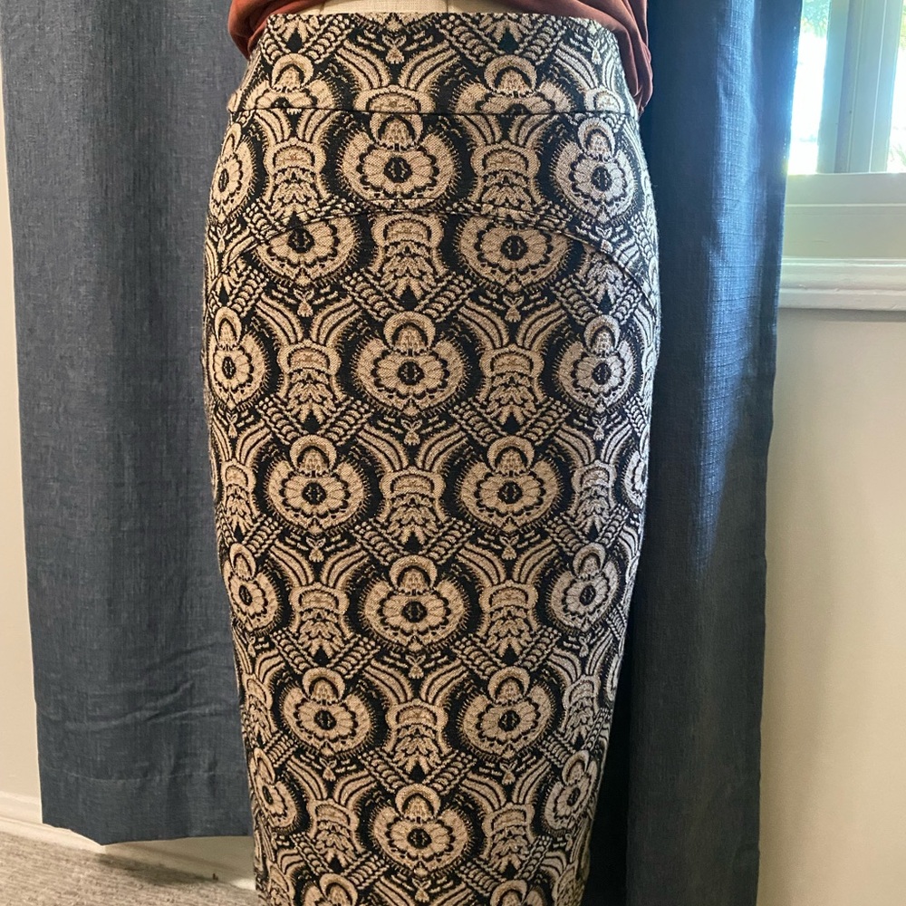 Diane Von Furstenberg Black and Gold Pencil Skirt